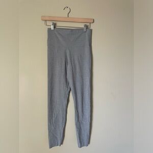 Nike Dri-FIT Light Gray leggings size Small